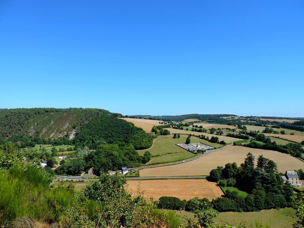 Gite Dans Les Alpes Mancelles Gesnes-le-Gandelin Buitenkant foto